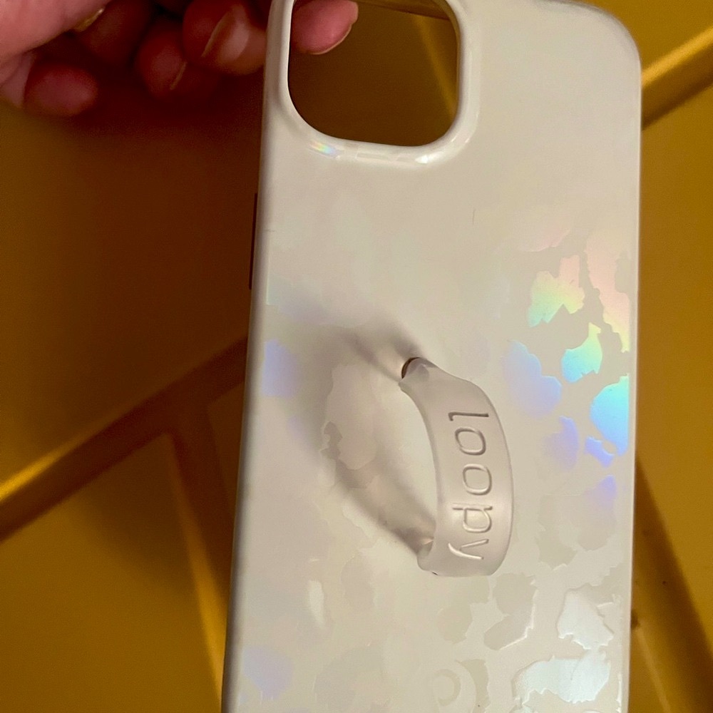 Loopy Case White Leopard with Iridescent Finish iPhone 13/14